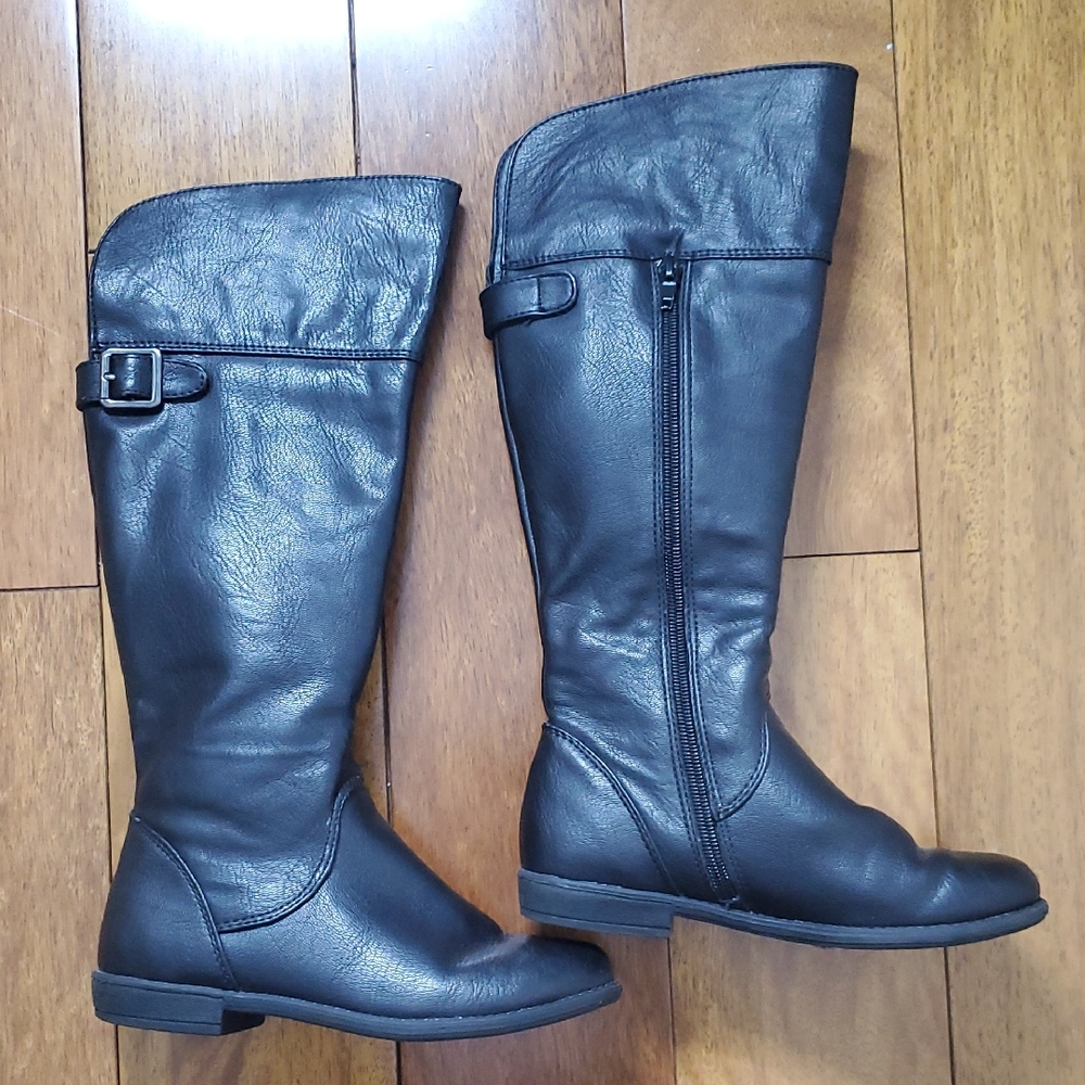 Kenneth Cole Reaction Black Knee-High Boots